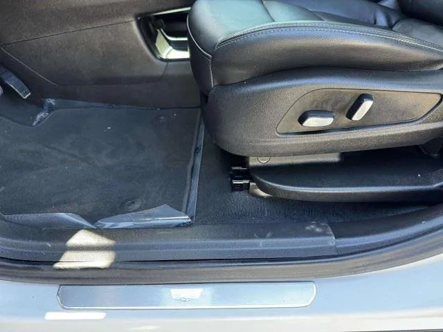 Cadillac XT6 photo 22
