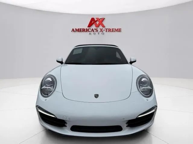 Porsche 911 photo 9