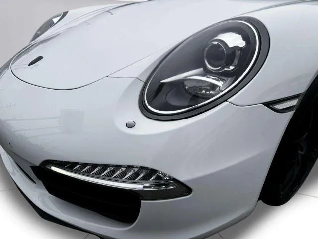 Porsche 911 photo 12