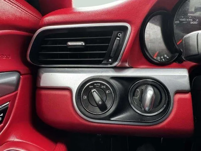 Porsche 911 photo 25