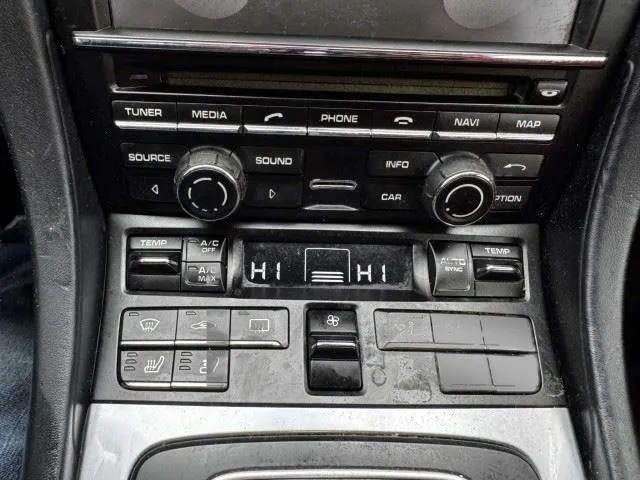 Porsche 911 photo 35