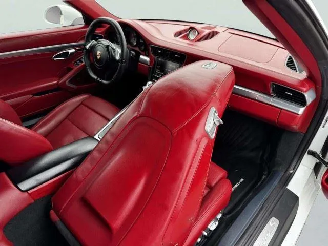 Porsche 911 photo 43