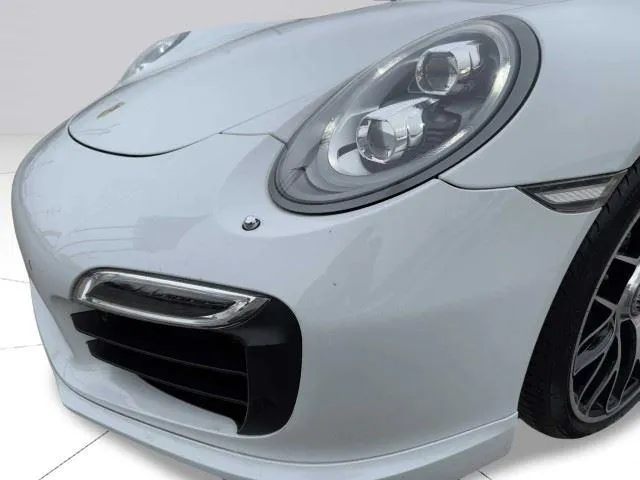 Porsche 911 photo 12