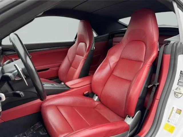 Porsche 911 photo 21