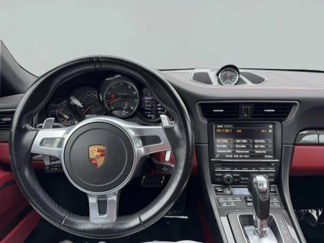 Porsche 911 photo 34