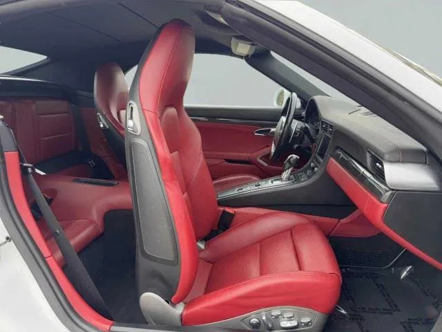 Porsche 911 photo 46