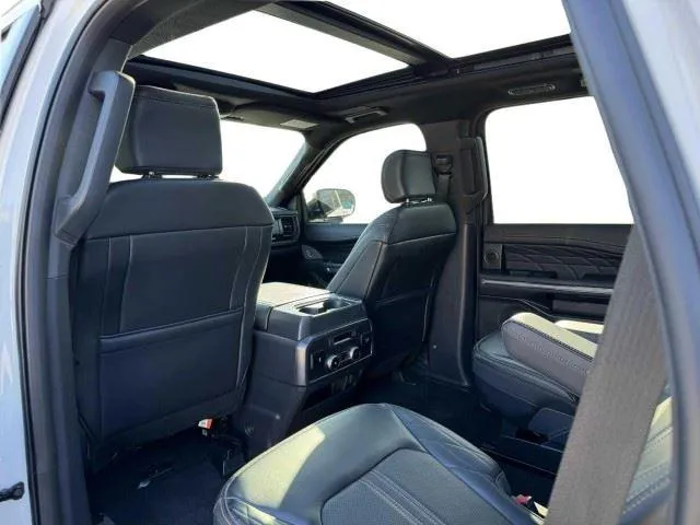 Ford Expedition photo 42