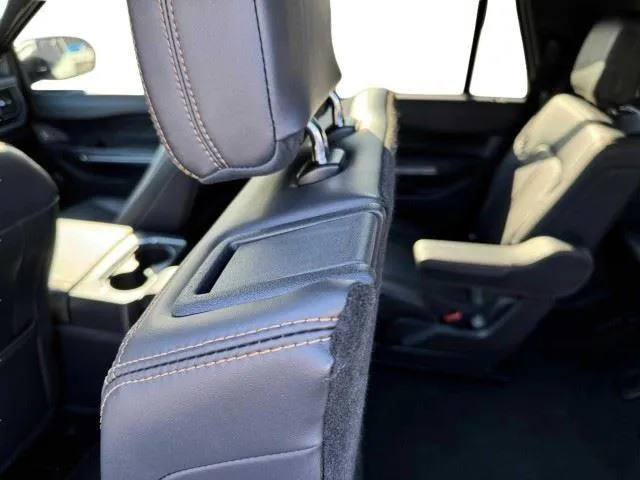 Ford Expedition photo 37