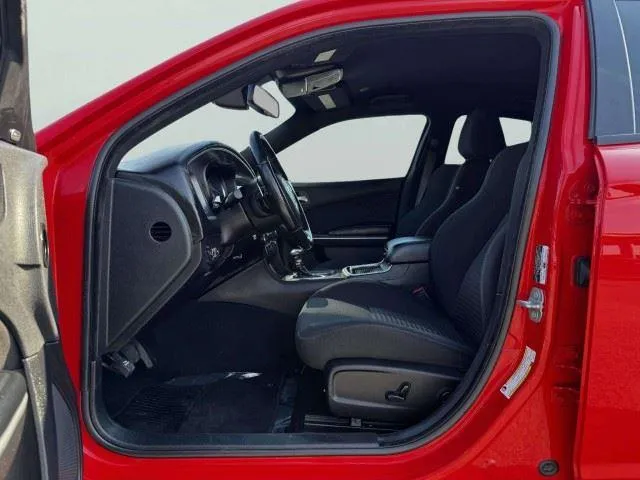 Dodge Charger photo 16
