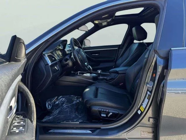 BMW 4 Series photo 17