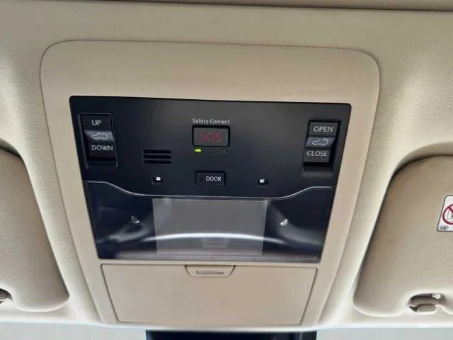 Lexus LX photo 41