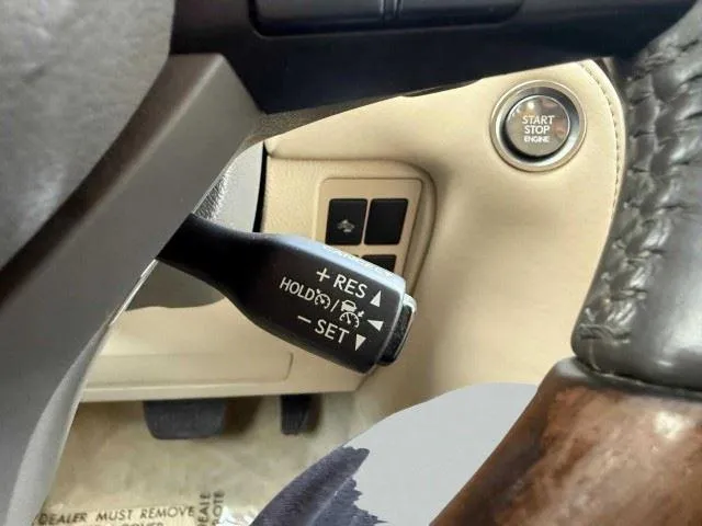 Lexus LX photo 22