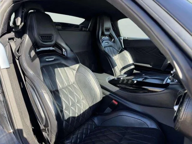 2021 Mercedes-Benz AMG GT Roadster 40
