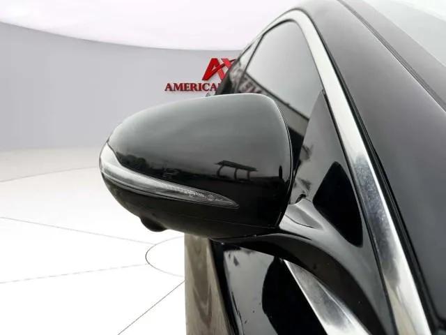 Mercedes-Benz E-Class photo 10