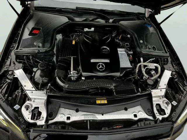 Mercedes-Benz E-Class photo 58