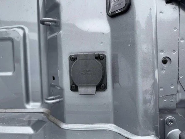 Chevrolet Silverado photo 55
