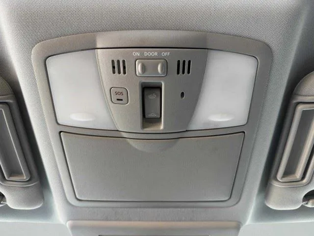 Infiniti QX80 photo 40