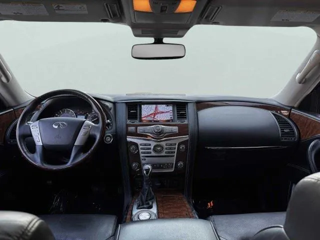 Infiniti QX80 photo 48