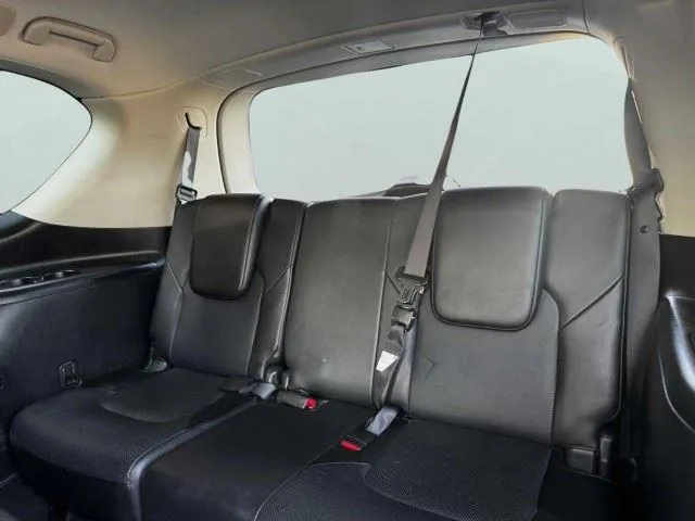 Infiniti QX80 photo 50