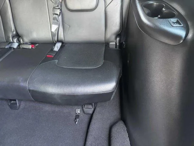 Infiniti QX80 photo 52