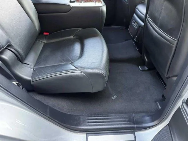 Infiniti QX80 photo 55
