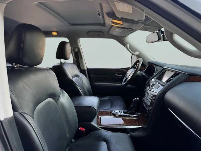 Infiniti QX80 photo 63