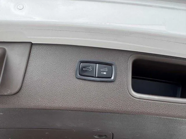 Porsche Macan photo 55