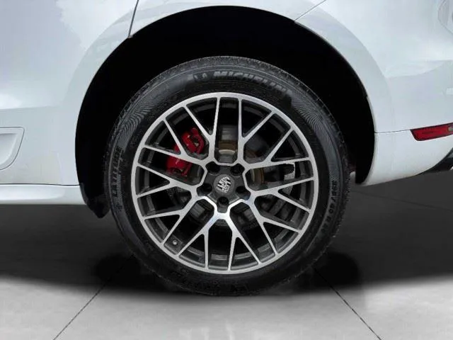 Porsche Macan photo 56