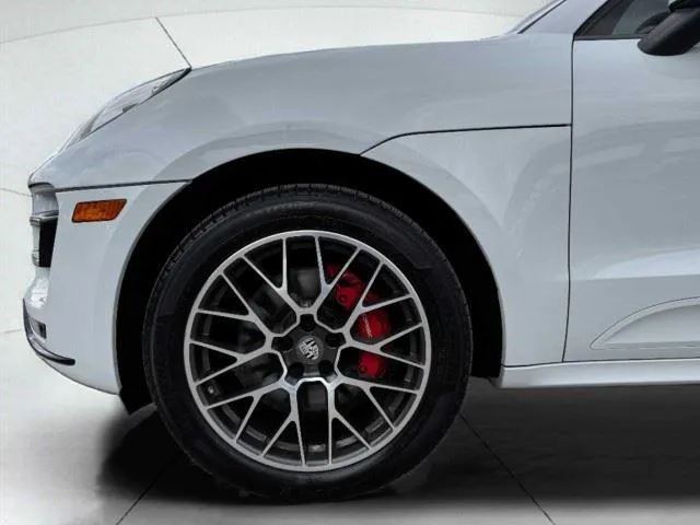 Porsche Macan photo 59