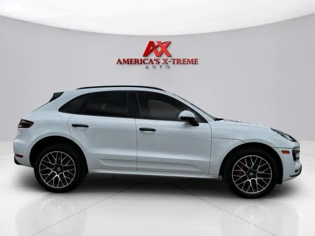 Porsche Macan photo 7