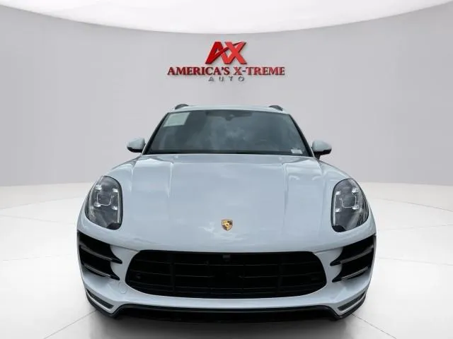 Porsche Macan photo 9