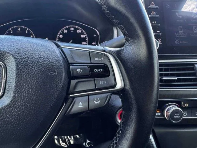 Honda Accord photo 26