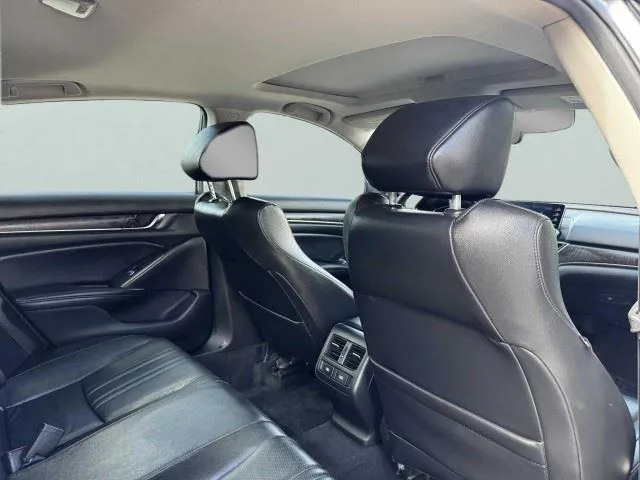 Honda Accord photo 44