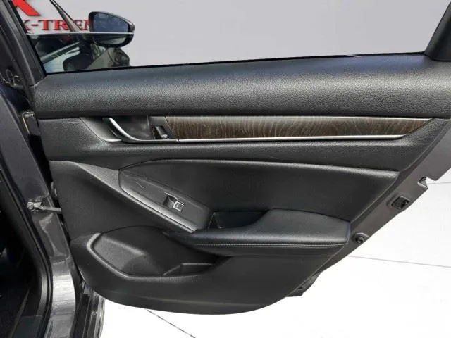 Honda Accord photo 46