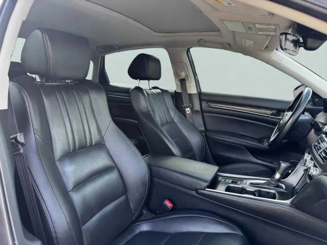 Honda Accord photo 51
