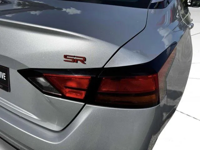 2024 Nissan Altima SR - Photo 13