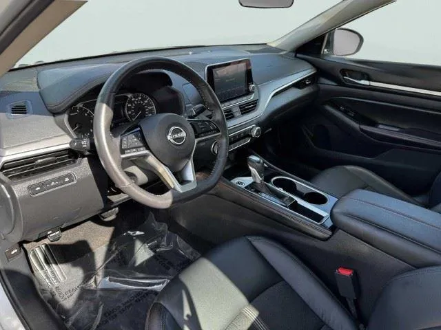 2024 Nissan Altima SR - Photo 18