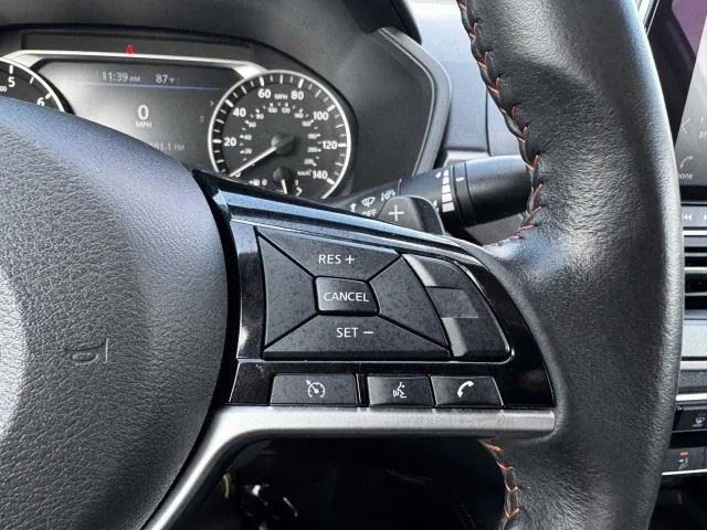 2024 Nissan Altima SR - Photo 25