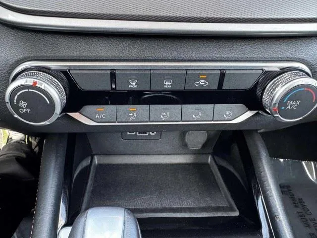 2024 Nissan Altima SR - Photo 29
