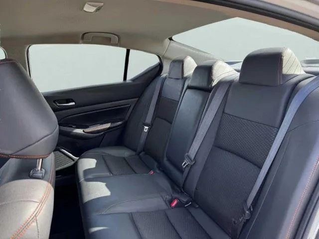 2024 Nissan Altima SR - Photo 35