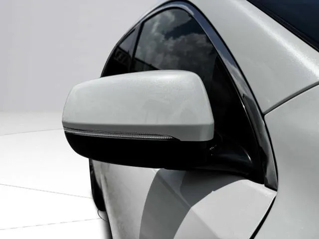 Acura MDX photo 10