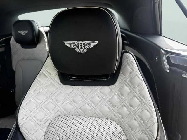 Bentley Continental photo 11