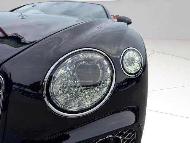 Bentley Continental photo 24