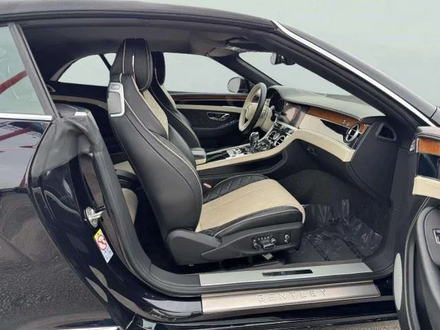 Bentley Continental photo 54