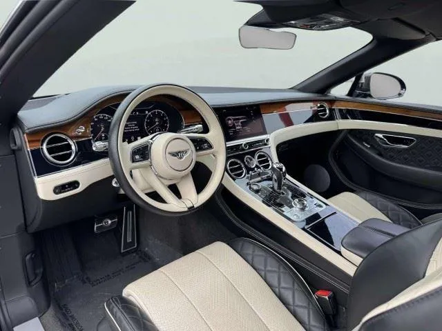Bentley Continental photo 33