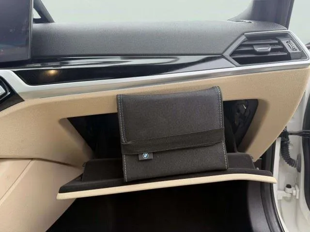 BMW 3 Series photo 49