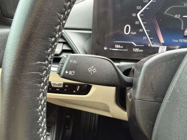 BMW 3 Series photo 23