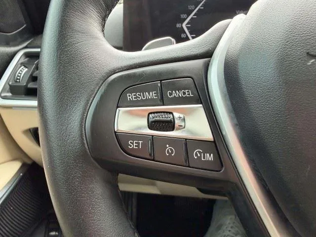 BMW 3 Series photo 26