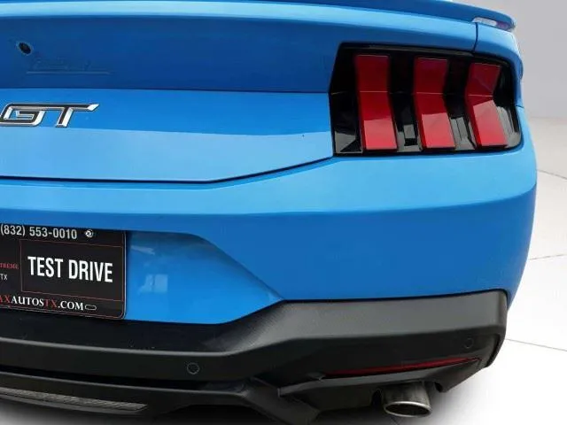 2025 Ford Mustang 20