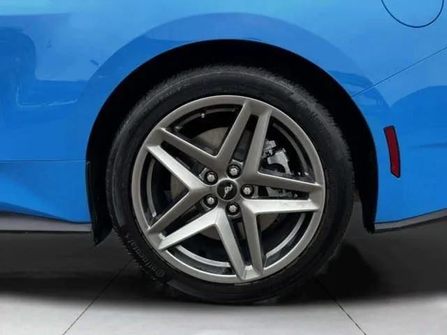 2025 Ford Mustang 52